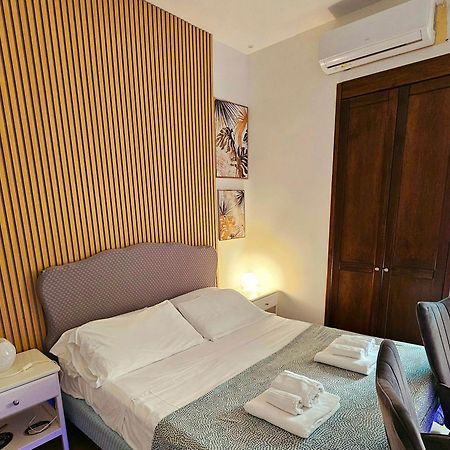 B&B Napoli Centrale Room&Jacuzzi Ngoại thất bức ảnh