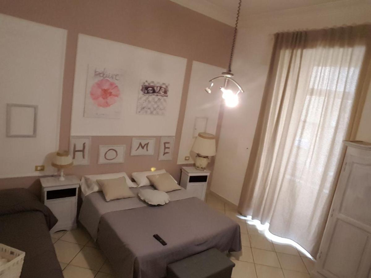 B&B Napoli Centrale Room&Jacuzzi Ngoại thất bức ảnh