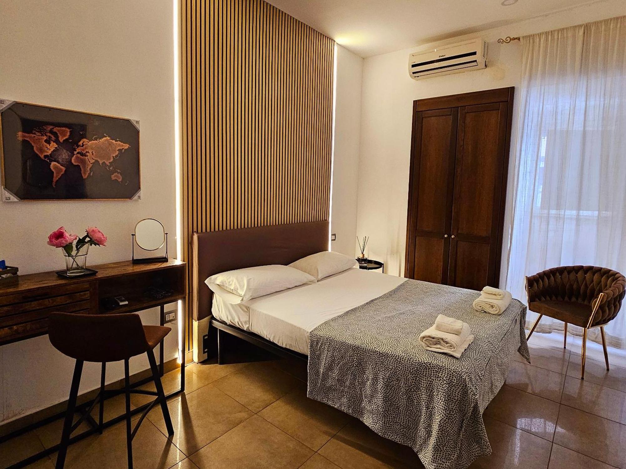 B&B Napoli Centrale Room&Jacuzzi Ngoại thất bức ảnh