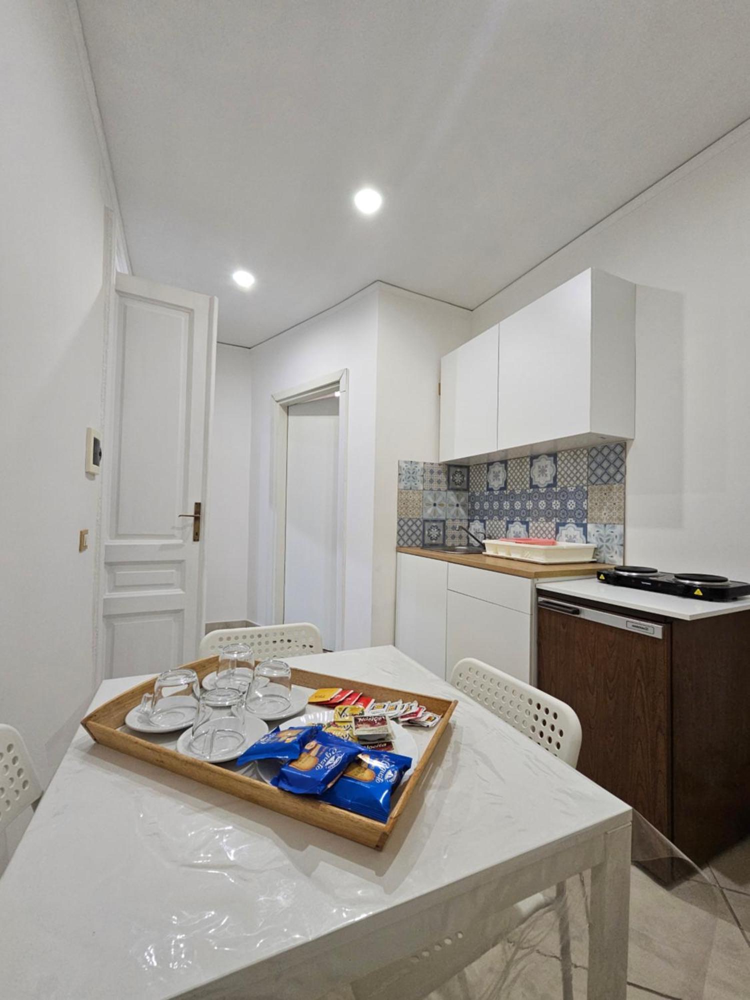 B&B Napoli Centrale Room&Jacuzzi Ngoại thất bức ảnh