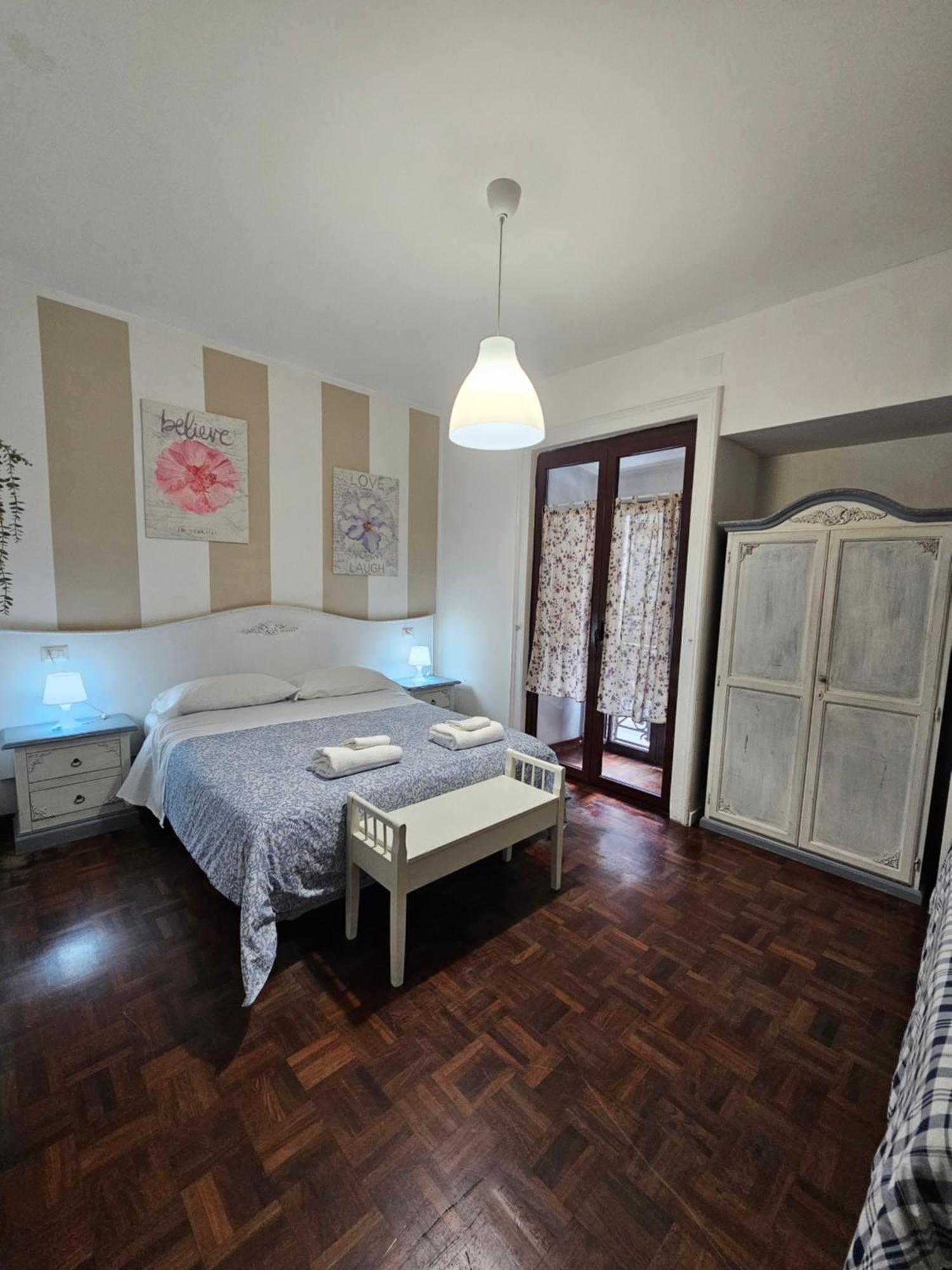 B&B Napoli Centrale Room&Jacuzzi Ngoại thất bức ảnh